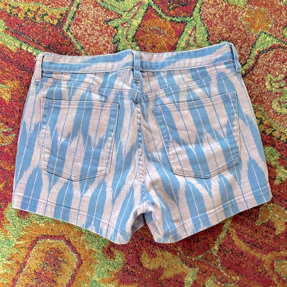 J. Crew | Women’s lavender/blue Southwest print 5 pocket jean shorts, size 8